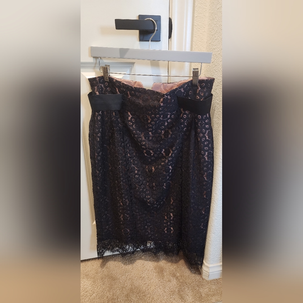 Eva Mendez lace skirt